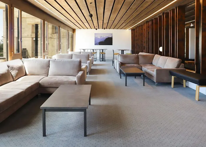 Jeanne D'arc Apt- H2-49 By Interhome